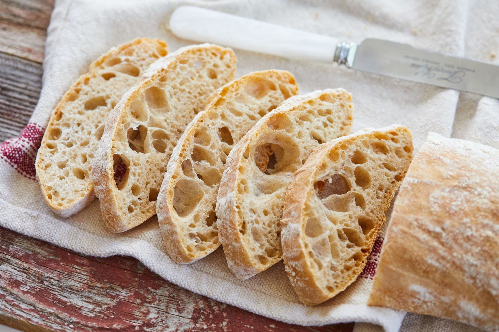 gambar roti : roti ciabatta
